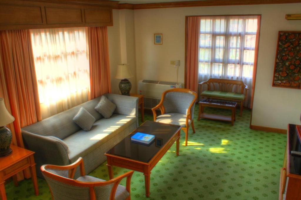 Down Town Inn, チエンマイ 部屋 写真